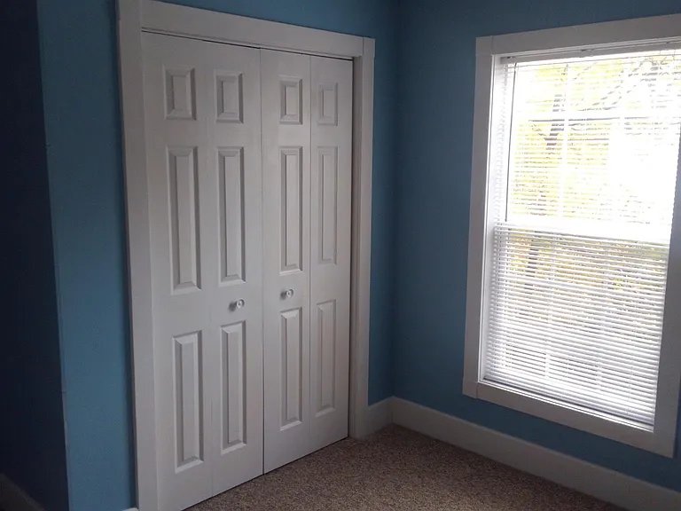 113 Laurel St W #4 — Photo 2