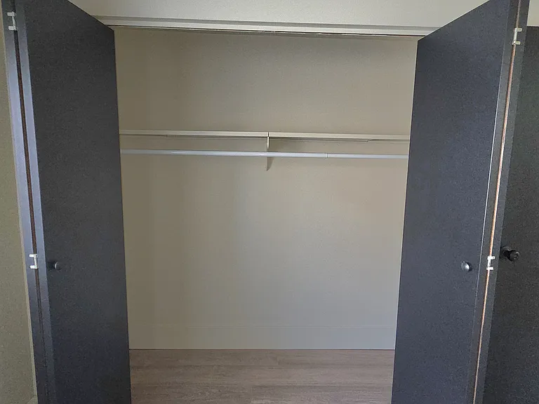 3624 Westwood Northern Blvd — Photo 8