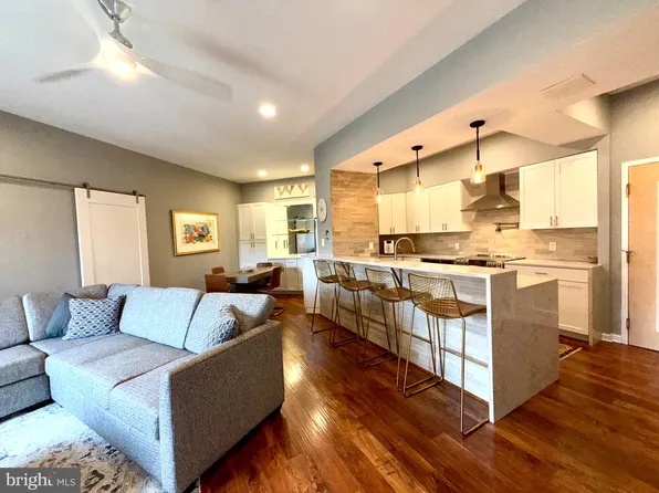 2111 Wisconsin Ave NW APT 710, Washington, DC 20007