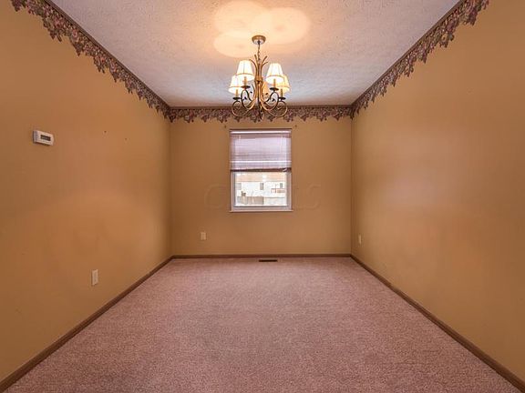 5th image of 4928 Shady Oak Dr