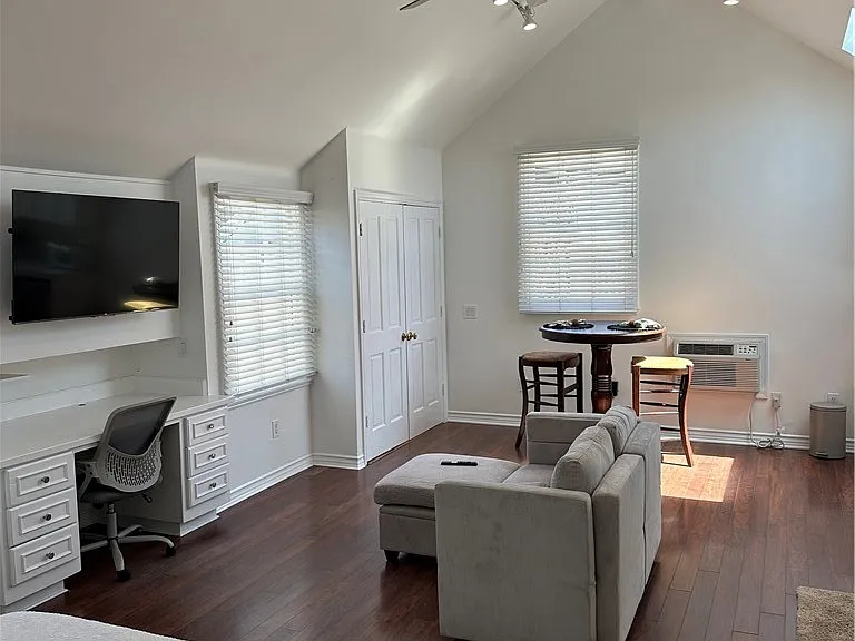 232 Jasmine Ave — Photo 25