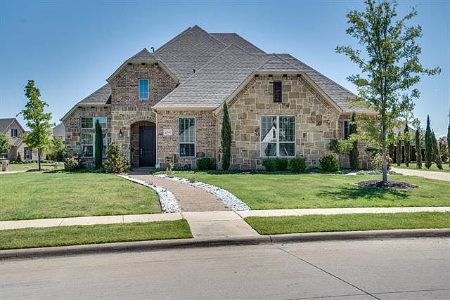 1st image of 652 Indian Creek Dr