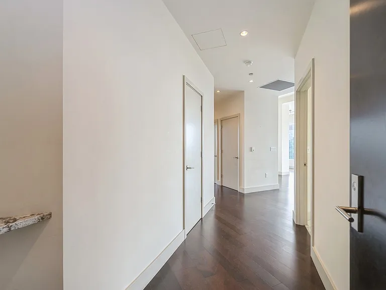 737 Olive Way #2600 — Photo 22