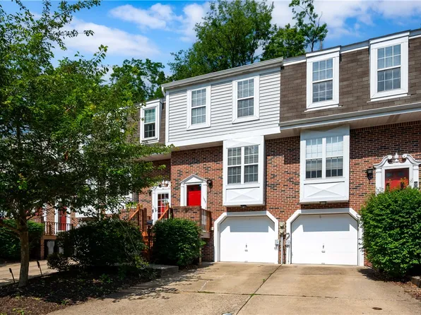 155 Spruce Ct, Pittsburgh, PA 15229