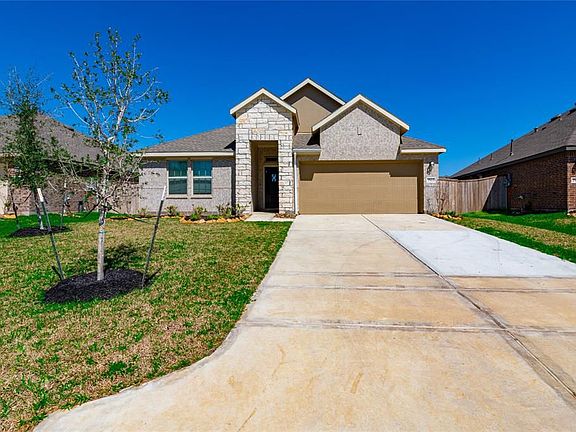 3rd image of 7522 Greenbriar Canyon Ln
