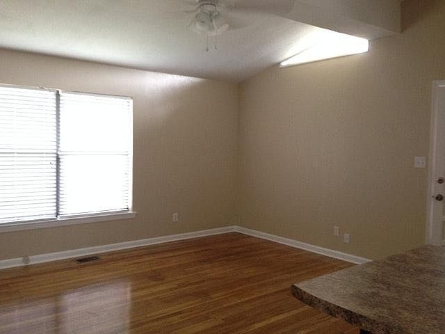 1st image of 224 Cordoba St