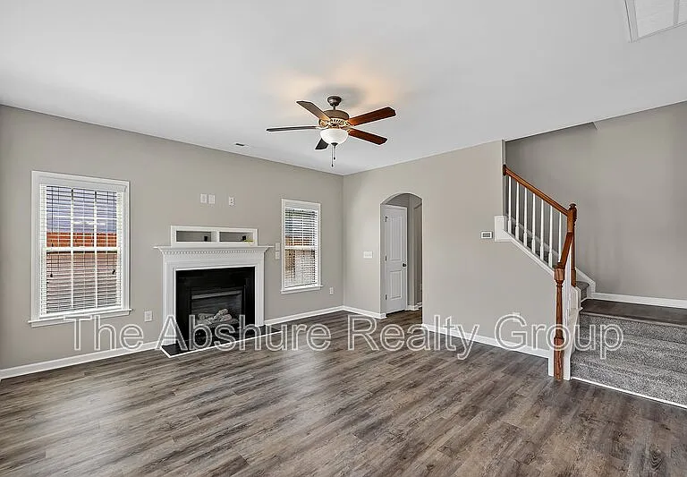 609 Timber Mdw — Photo 11