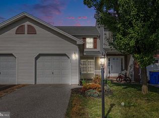 57 Nottingham Dr, Mechanicsburg, PA 17050