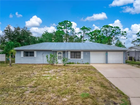 227 E Canal Way NE, Lake Placid, FL 33852