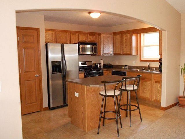 2nd image of 1190 N Crete Dr