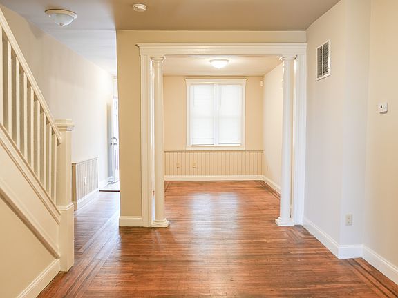 4th image of 2813 W Mulberry St