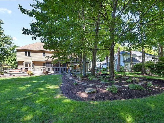 5th image of 31479 Muirfield Way