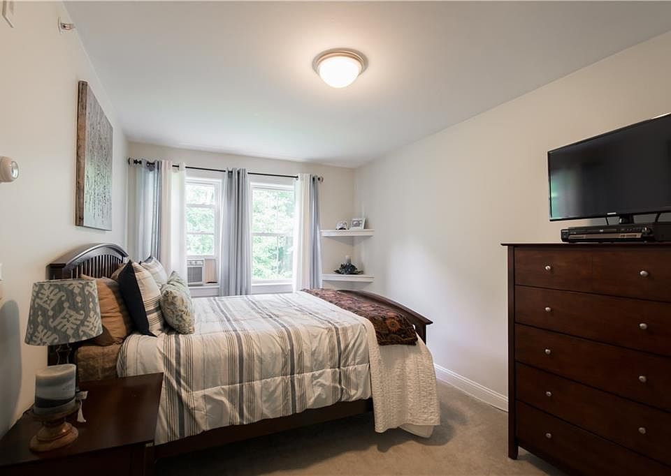 1st image of 751 Metacom Ave Unit 14