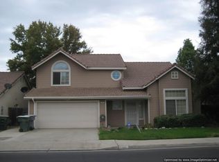 910 N Bush Ave, Clovis, CA 93611