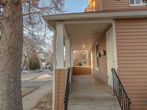 3rd image of 13 Philippa Ave