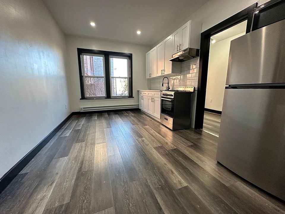 2nd image of 104 Belmont Ave