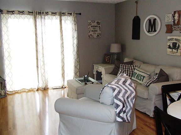 4th image of 4019 Blendon Point Dr
