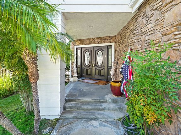 2nd image of 26012 Franklin Ln