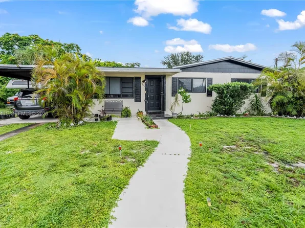 1365 NW 192nd Ter, Miami Gardens, FL 33169