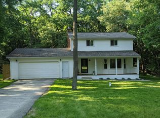 3390 Perryville Rd, Ortonville, MI 48462