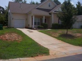 1224 Pearl Crescent Dr, Charlotte, NC 28216