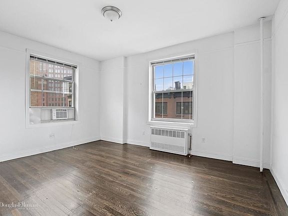 2nd image of 1 Bank St APT 5M