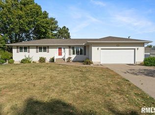 229 116th Ave, Milan, IL 61264