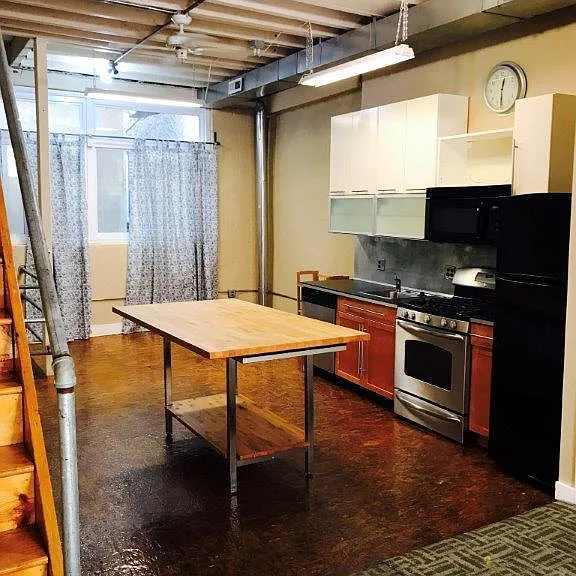 503 Kenilworth St — Photo 2