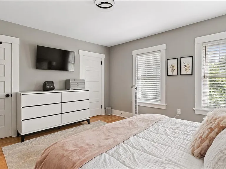 23 Pell St — Photo 13