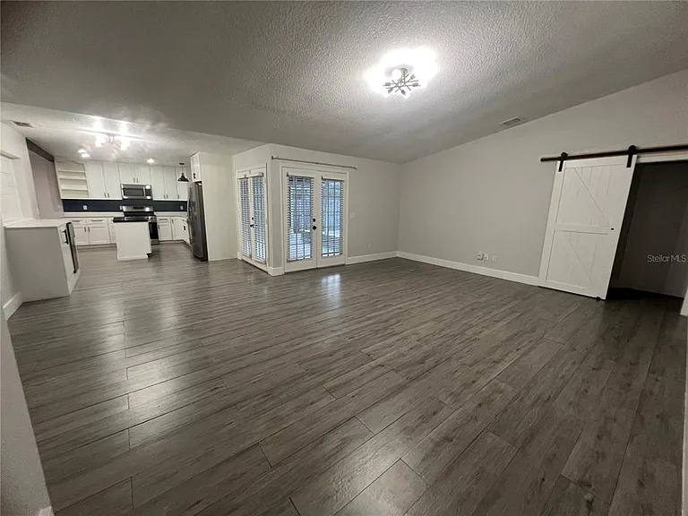 7118 Caloosa Ct — Photo 49