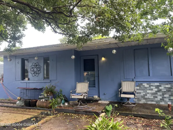 1003 Woodlawn Rd, Rockledge, FL 32955