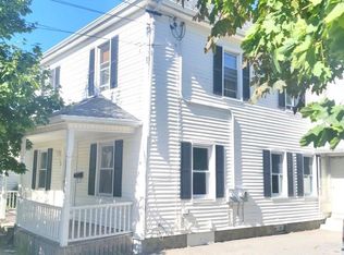 28 S Main St, Acushnet, MA 02743