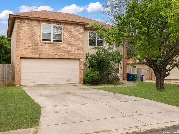 9107 Gambier Dr, San Antonio, TX 78250