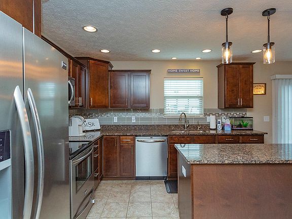 4th image of 3429 Burnley Dr