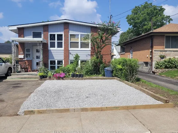 4591 Homewood Ave, Niagara Falls, ON L2E 4X9