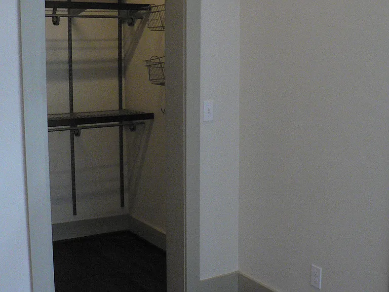 426 SE 2nd St #B — Photo 22