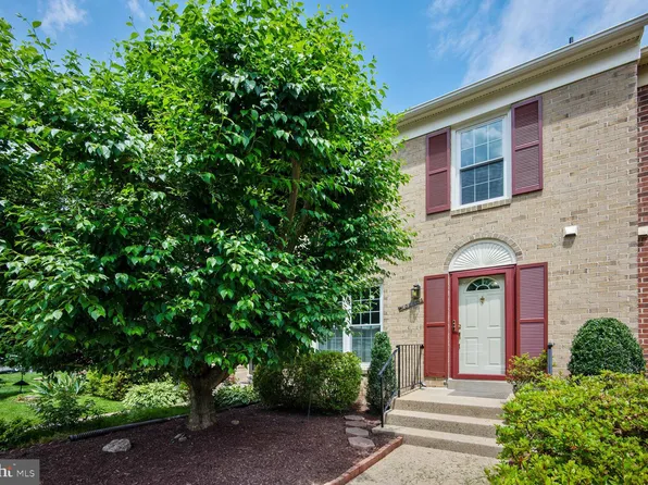 10441 Malone Ct, Fairfax, VA 22032