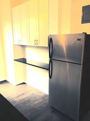 Rented by Sohayegh Enterprises Corp. | media 27