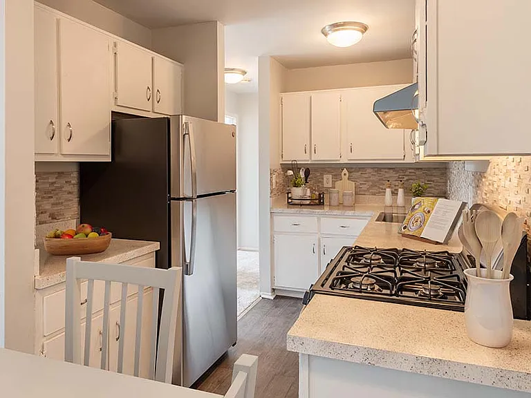 Cityside Apartments and Townhomes — Photo 3