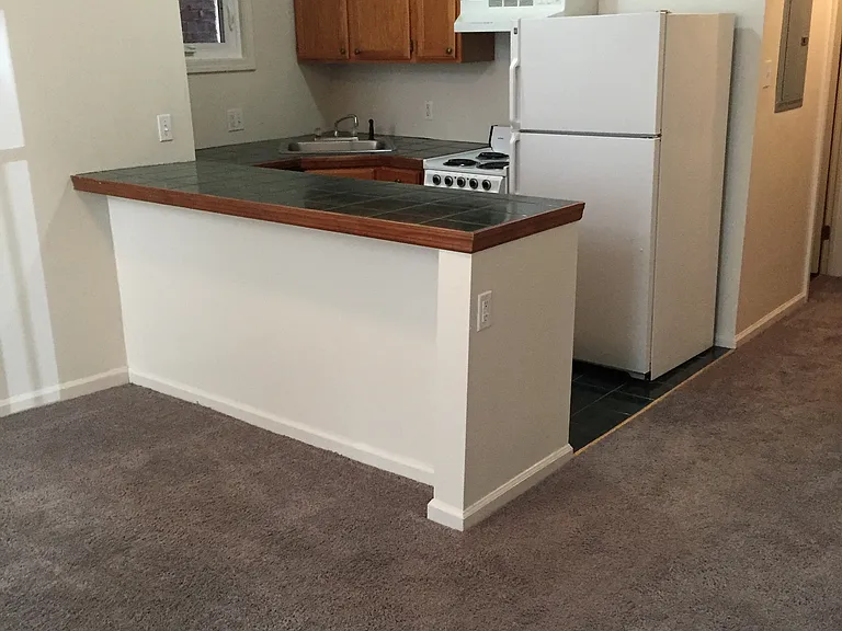 Walnut Place — Photo 4