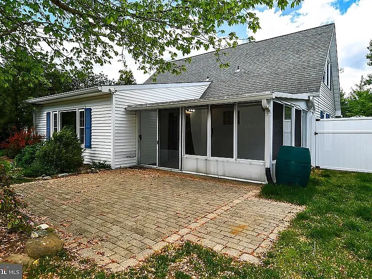 3306 Moreland Pl — Photo 11