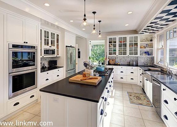 Kitchen in newer section