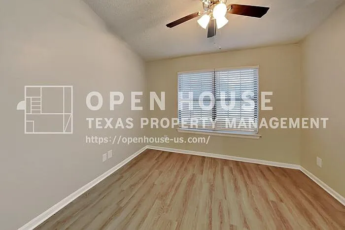 6010 Rocky Point Dr — Photo 6