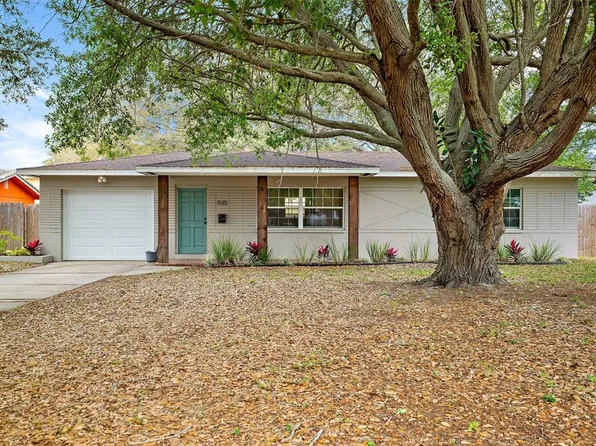 935 62nd Pl S, Saint Petersburg, FL 33705