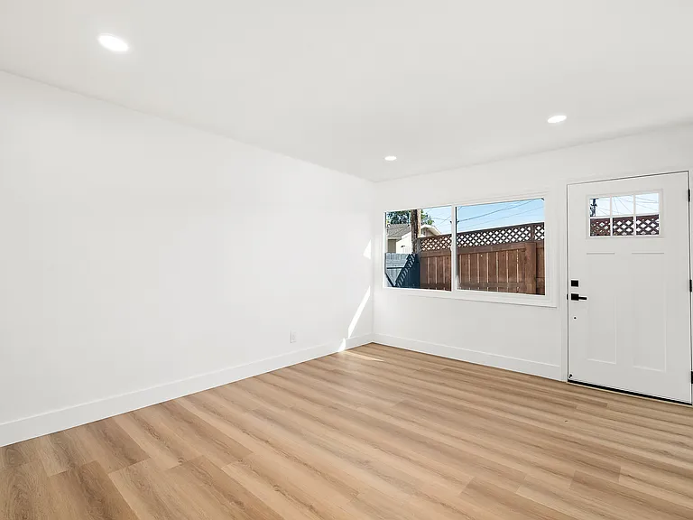 4229 Swift Ave — Photo 25