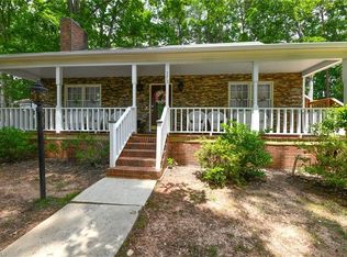 5212 Carolwood Dr, Greensboro, NC 27407