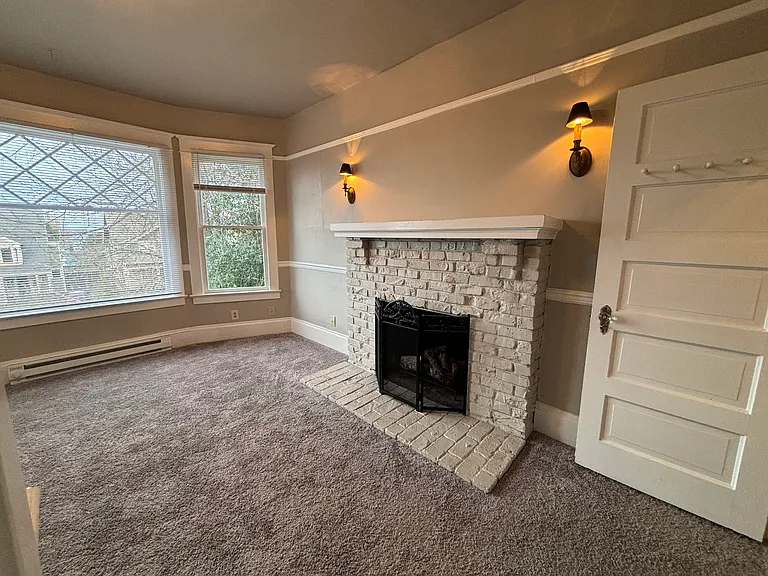 716 N J St #D — Photo 16