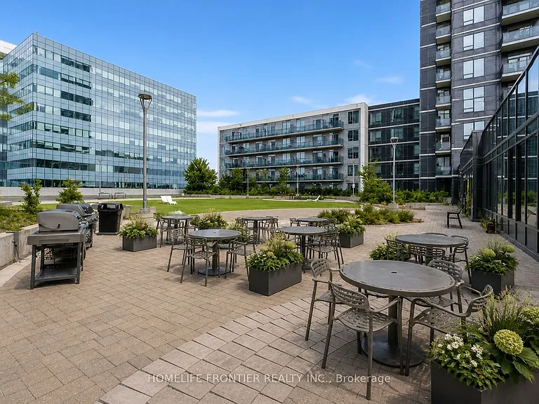 3600 Highway 7 #702 — Photo 17