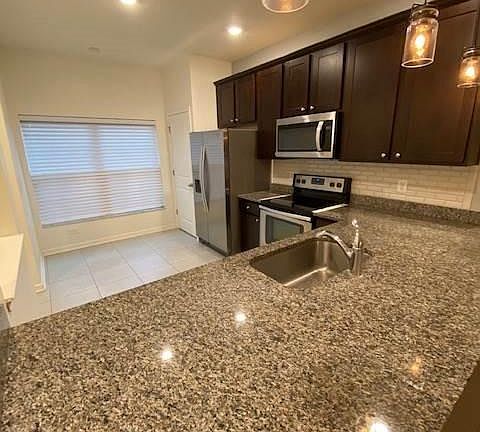 2nd image of 1113 Hillhurst Dr #1113