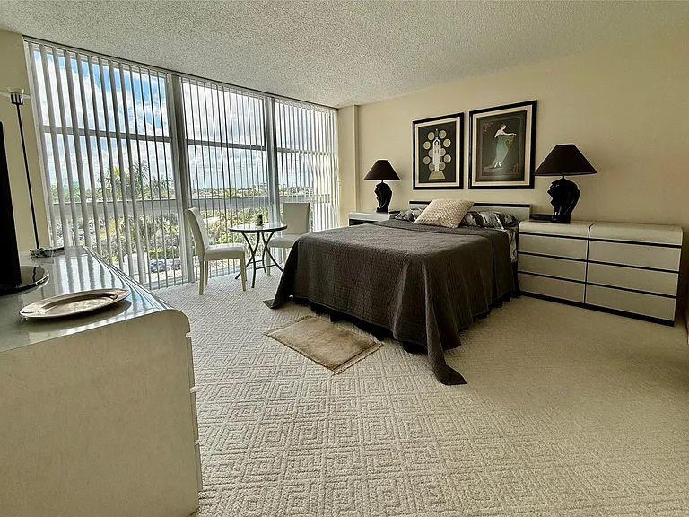 2841 N Ocean Blvd #603 — Photo 10